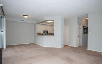 6954 Ellingham Cir, Unit C in Alexandria, VA - Building Photo - Building Photo