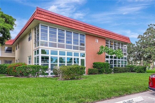 property at 78 Royal Oak Dr
