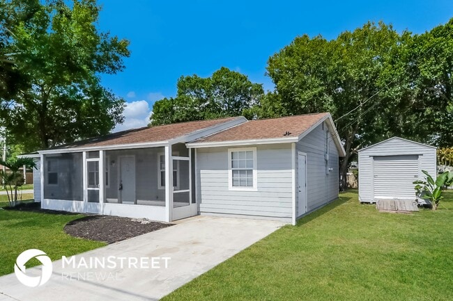 5315 Hickory Dr in Fort Pierce, FL - Building Photo - Building Photo