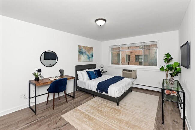 6211 N Kenmore Ave in Chicago, IL - Building Photo - Building Photo
