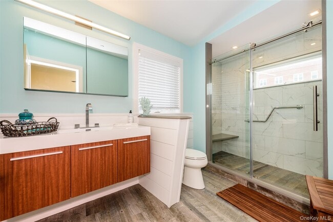 100 Lindell Blvd in Long Beach, NY - Building Photo - Building Photo