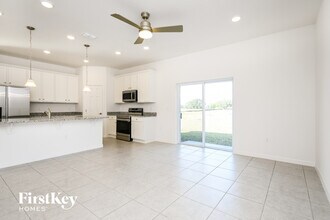 628 Crown Rose Dr in Eagle Lake, FL - Building Photo - Building Photo