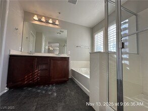 179 Desert Pond Ave in Henderson, NV - Building Photo - Building Photo