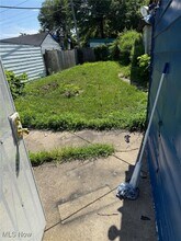 930 Wayside Rd in Cleveland, OH - Building Photo - Building Photo