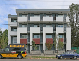 13678 Grosvenor Rd Apartments