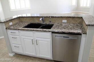 3942 E Patrick Ln in Phoenix, AZ - Building Photo - Building Photo