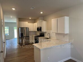 1835 Autumn Mist Dr in Winston-Salem, NC - Building Photo - Building Photo