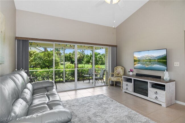 property at 1590 Trafalgar Ln