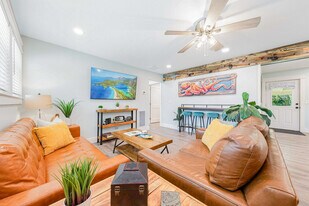 22 Waynel Cir SE, Unit SI ID1502064P in Fort Walton Beach, FL - Building Photo