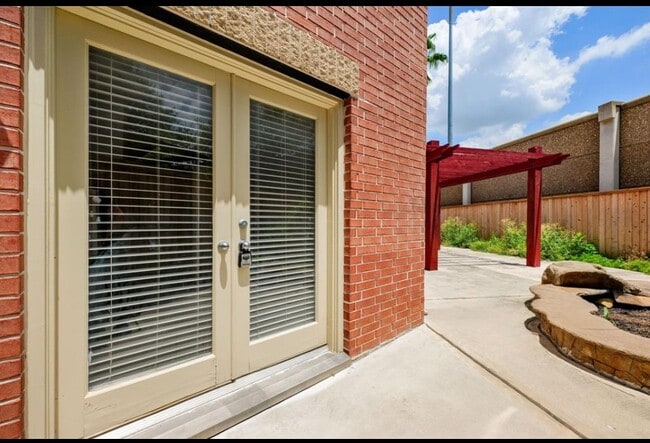 property at 5509 Cornish St