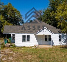 221 SE 55th St in Oklahoma City, OK - Building Photo