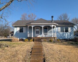 1413 Autumn Knoll Rd in Nashville, TN - Building Photo