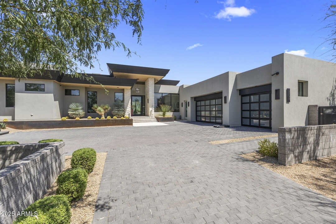 24591 N 90th Way in Scottsdale, AZ - Building Photo