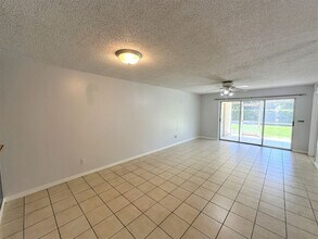 7773 Jewel Ln in Naples, FL - Building Photo - Building Photo