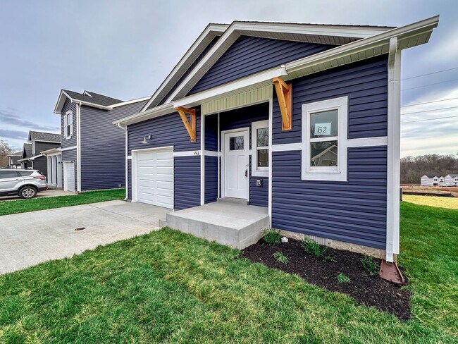 443 Mattingly Dr in Clarksville, TN - Building Photo - Building Photo