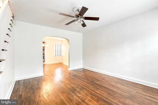 property at 6843 Dunbar Rd