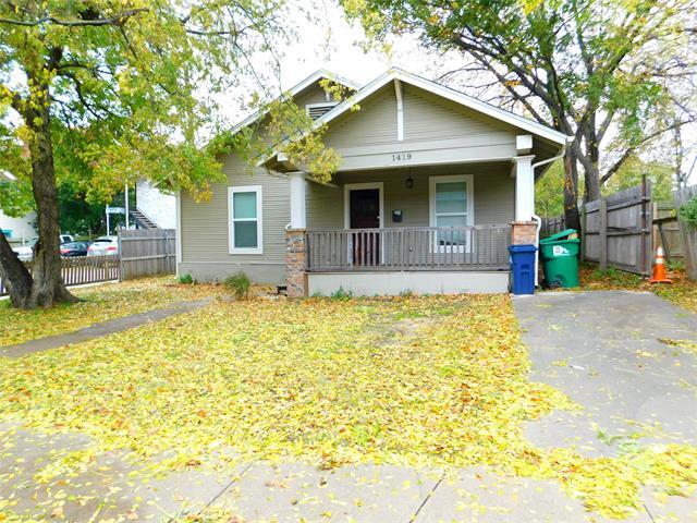 1419 N Austin St in Denton, TX - Building Photo