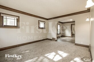 216 S Elmwood Ave in Waukegan, IL - Building Photo - Building Photo