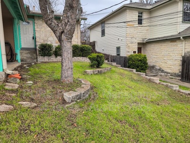 1606 Perez St in Austin, TX - Building Photo - Building Photo