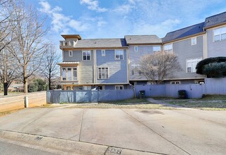 832 Garden District Dr in Charlotte, NC - Building Photo - Building Photo