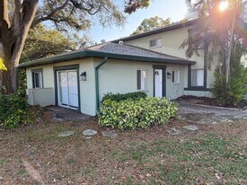 2932 Eastwood Dr in Clearwater, FL - Building Photo