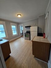 33 Prescott St in Meriden, CT - Building Photo - Building Photo