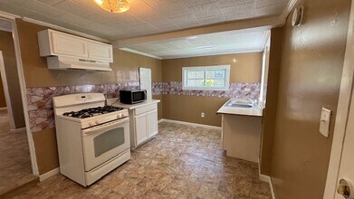 117 Abernathy Ave in Bay Minette, AL - Building Photo - Building Photo
