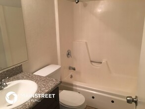7719 W Clayton Dr in Phoenix, AZ - Building Photo - Building Photo
