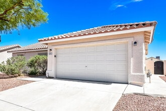 5330 Krista Alethea St in North Las Vegas, NV - Building Photo - Building Photo