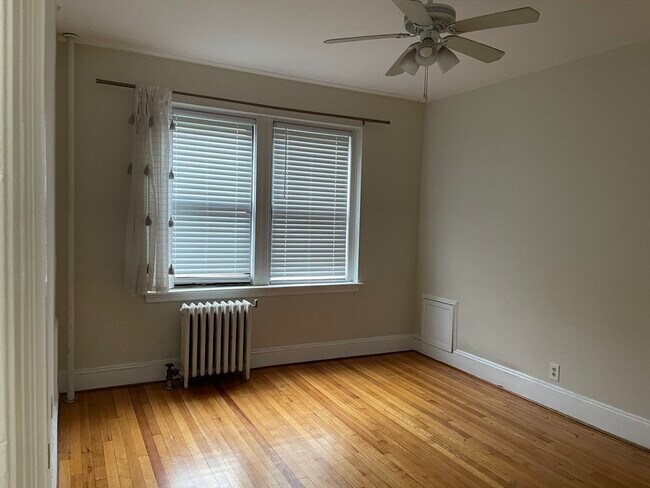 145 Englewood Ave, Unit 25 in Boston, MA - Building Photo - Building Photo
