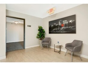 48 Groveland Terrace in Minneapolis, MN - Building Photo - Building Photo