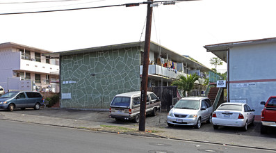 94-125 Pupupuhi St in Waipahu, HI - Building Photo - Building Photo