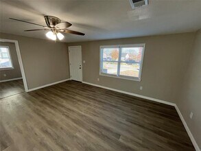 6410 Lovett Ave in Dallas, TX - Building Photo - Building Photo