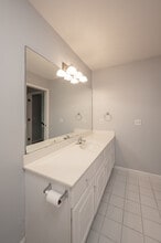 6844 Collinswood Dr in Nashville, TN - Building Photo - Building Photo