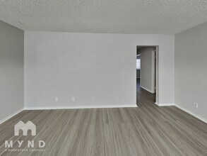 1567 S Christy Ln in Las Vegas, NV - Building Photo - Building Photo