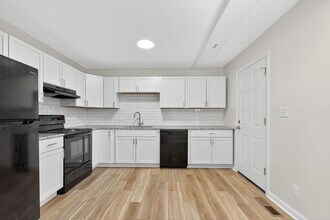 4781 Frost Ave in Columbus, OH - Building Photo - Building Photo