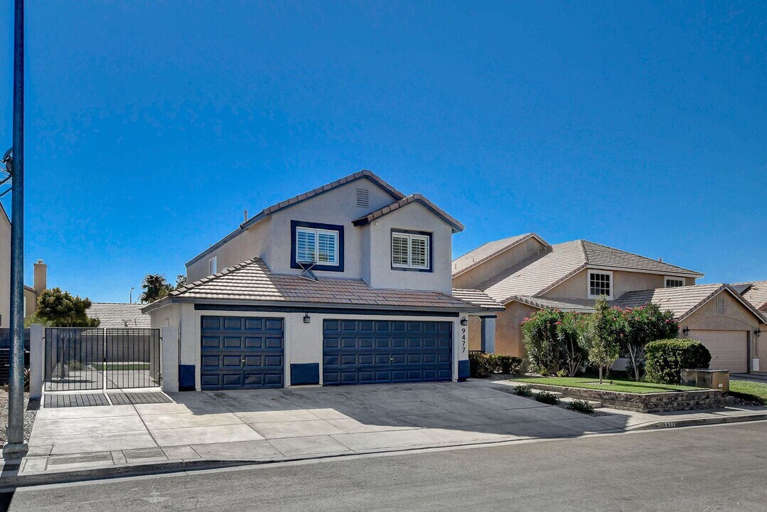 9477 Coral Shine Ct in Las Vegas, NV - Building Photo