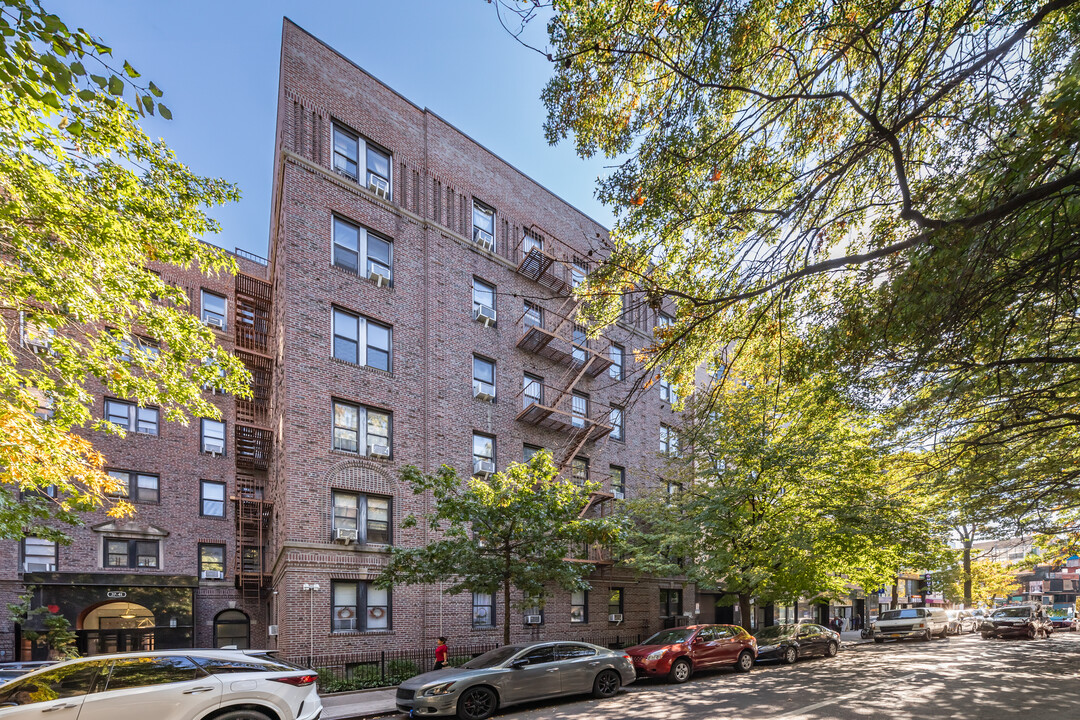 37-49 81st St in Jackson Heights, NY - Building Photo