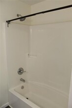 202 Henderson Falls Rd in Toccoa, GA - Building Photo - Building Photo
