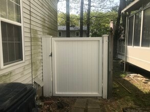 16 Bowstring Way in Marlborough, MA - Building Photo - Building Photo
