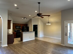 3120 Lippizan St in Waco, TX - Building Photo - Building Photo