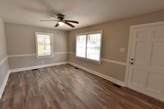 708 Cedarbrook Dr in Rocky Mount, NC - Building Photo - Building Photo