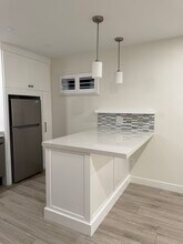 271 Termino Ave, Unit #A in Long Beach, CA - Building Photo - Building Photo