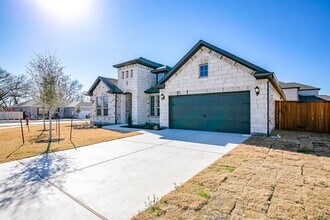 2900 Miletto Dr in Round Rock, TX - Building Photo - Building Photo