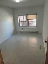 91-04 75th St in Queens, NY - Building Photo - Building Photo