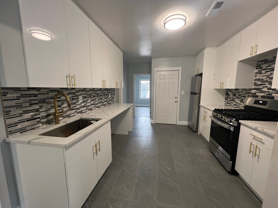 268 Davenport Ave in New Haven, CT - Building Photo