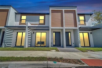 3205 Energy Dr in Kissimmee, FL - Building Photo - Building Photo