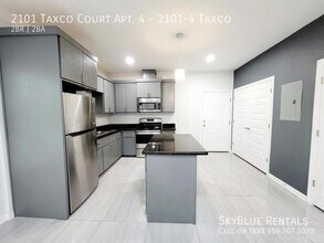 2101 Taxco Ct in Edinburg, TX - Building Photo - Building Photo