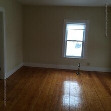 354 Shirley St, Unit 3 in Winthrop, MA - Building Photo - Building Photo