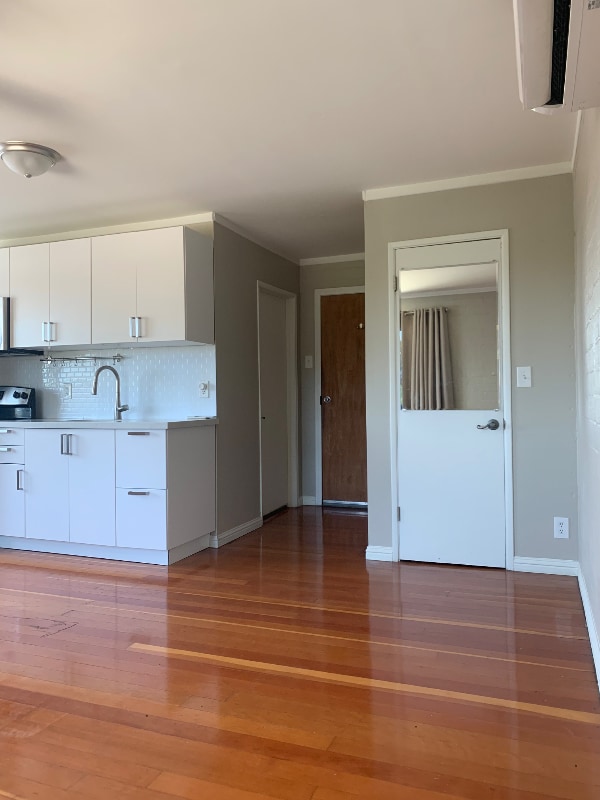 1400 S Orange Ave in El Cajon, CA - Building Photo - Building Photo